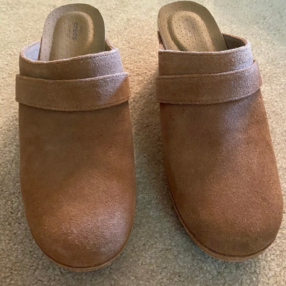 CROCS WOMEN CLOGS SIZE 8